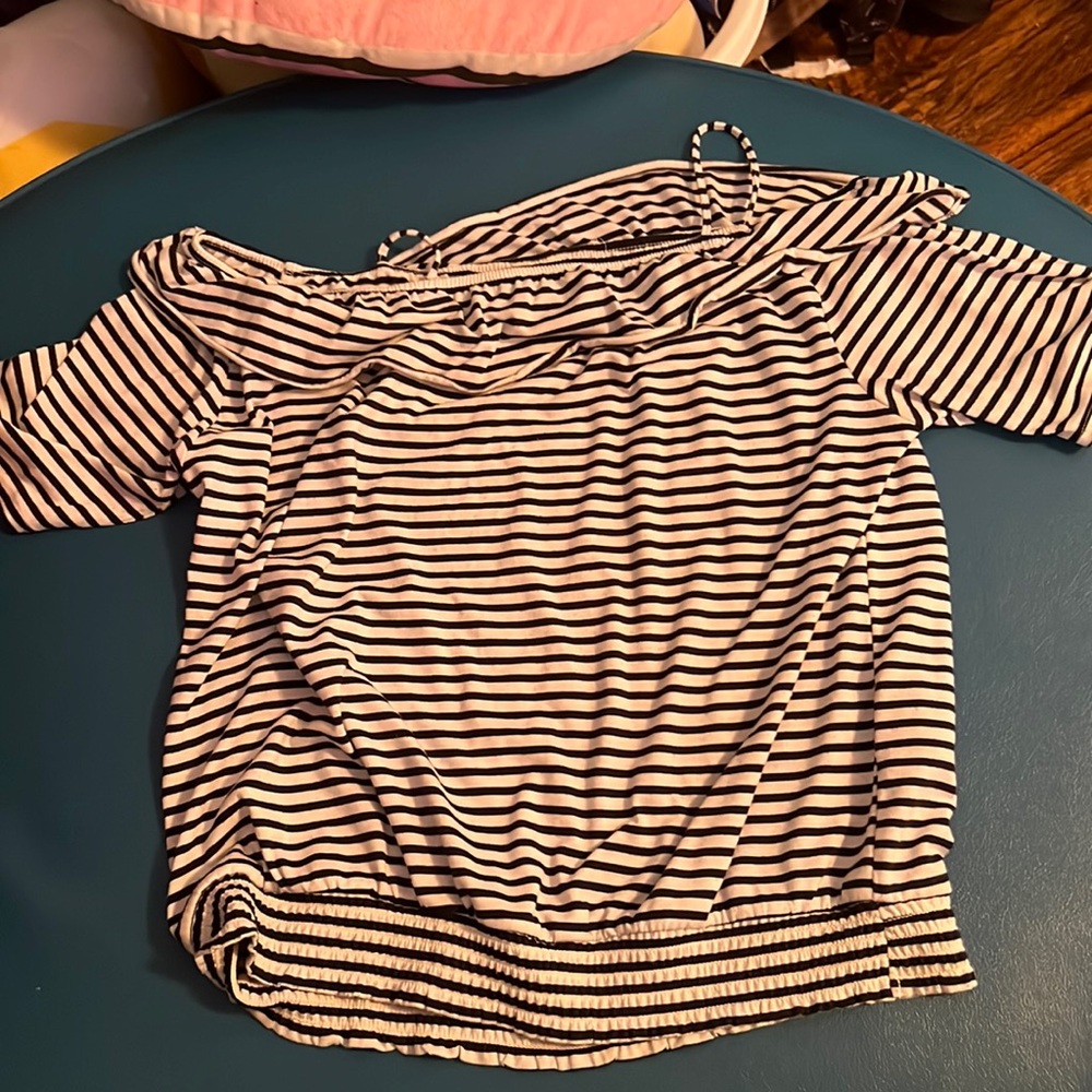 This is a striped H&M Top Size 14 kids
